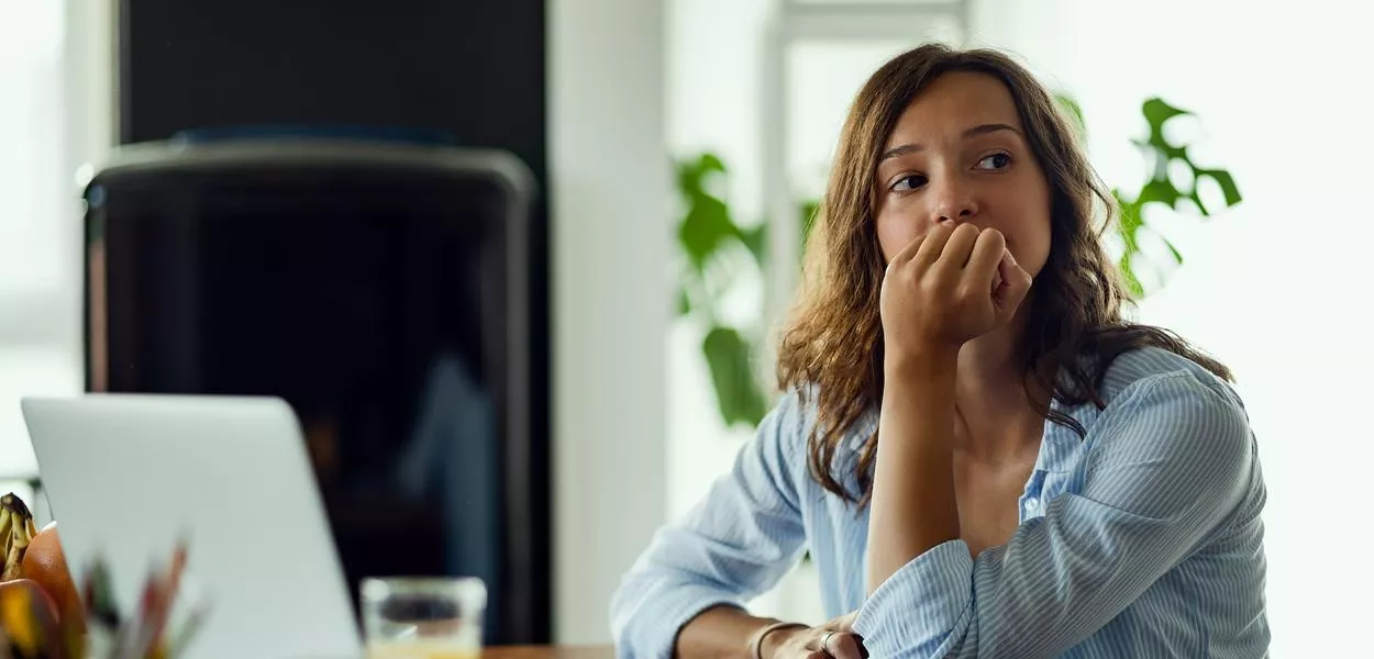 Profissionais relatam incertezas e pressão por qualificação em 2026