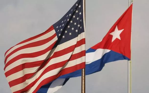 EUA querem promover um genocídio contra o povo cubano, denuncia embaixador
