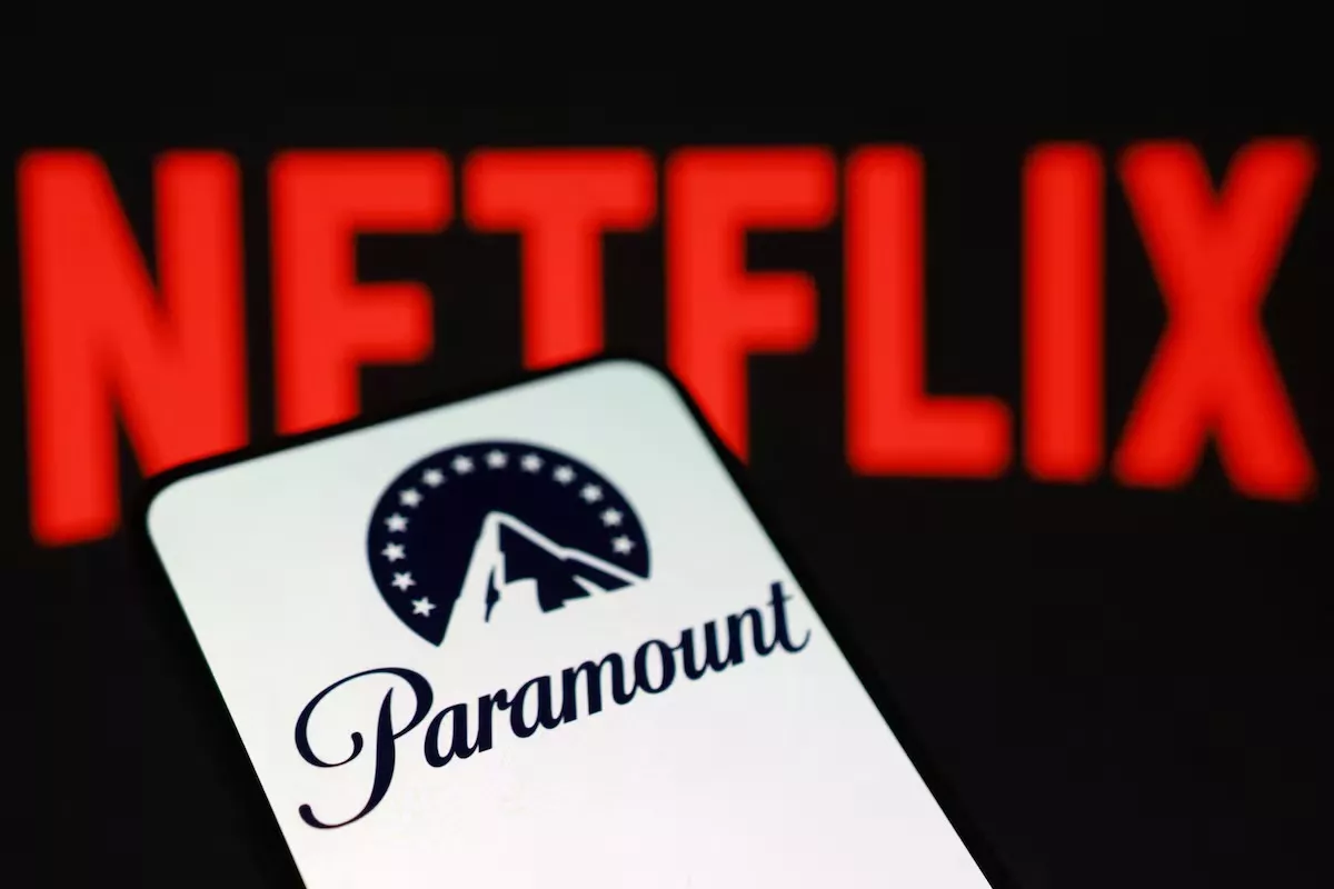 Logotipos da Paramount e da Netflix são vistos nesta ilustração feita em 8 de dezembro de 2025
