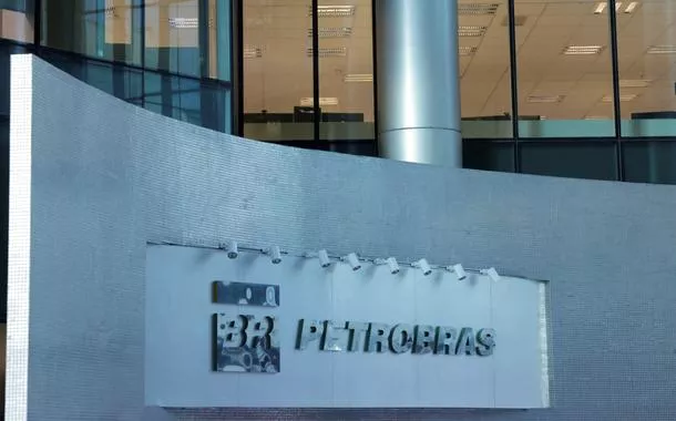 Logo da Petrobras no Rio de Janeiro
05/06/2025 REUTERS/Ricardo Moraes