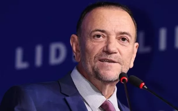 Edinho Silva alerta para crise global, avanço do nacionalismo e desgaste da democracia às vésperas de 2026