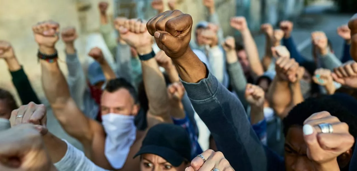 O Neoliberalismo é uma arma do Imperialismo