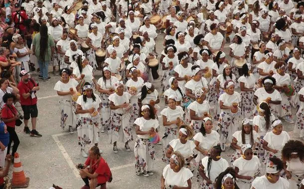 Matinê Esquerdinha Livre se consolida como carnaval para famílias em SP