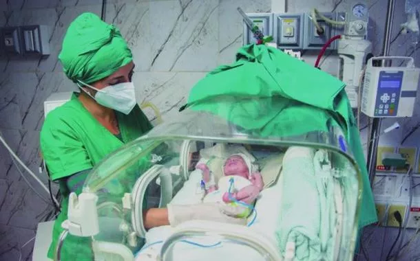 Bloqueio energético dos EUA coloca mais de 32 mil gestantes em risco em Cuba