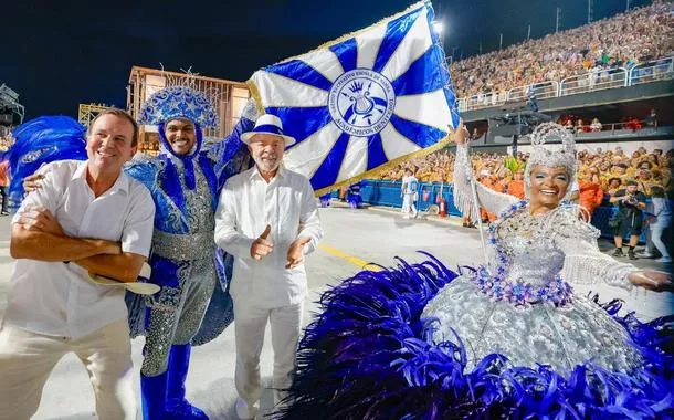 "Em Niterói, o amor venceu o medo": escola de samba que homenageou Lula divulga nota sobre desfile
