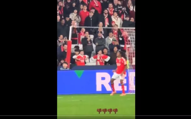 Torcida do Benfica é flagrada fazendo gestos racistas contra Vini Jr. na Champions