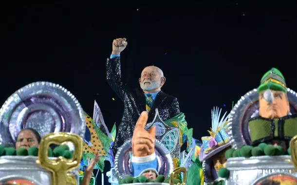 Deputados evangélicos procuram Planalto para criticar desfile da Acadêmicos de Niterói