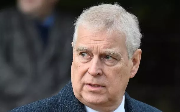 Ex-príncipe Andrew é o 1º membro sênior da realeza a ser preso no Reino Unido