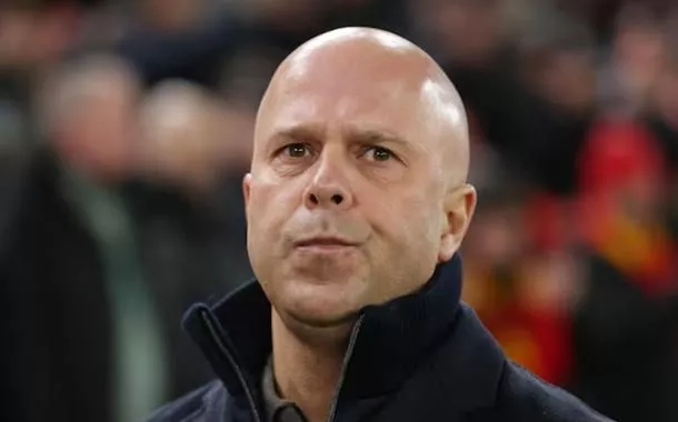 Técnico do Liverpool cobra ações mais firmes contra o racismo no futebol