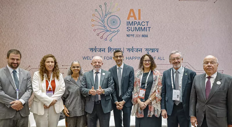 Esther Dweck integra comitiva de Lula em viagem à Índia