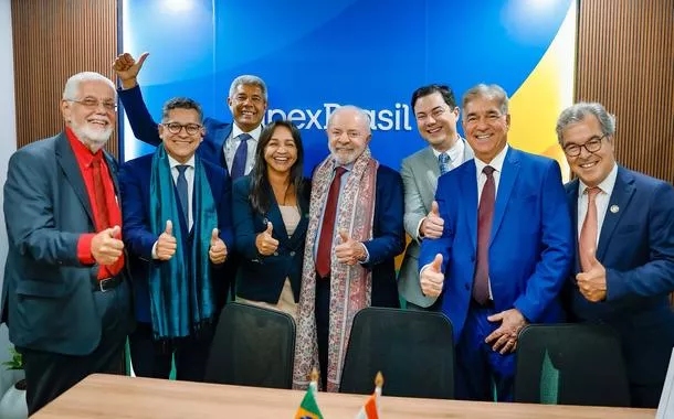 Lula com outras lideranças na Índia