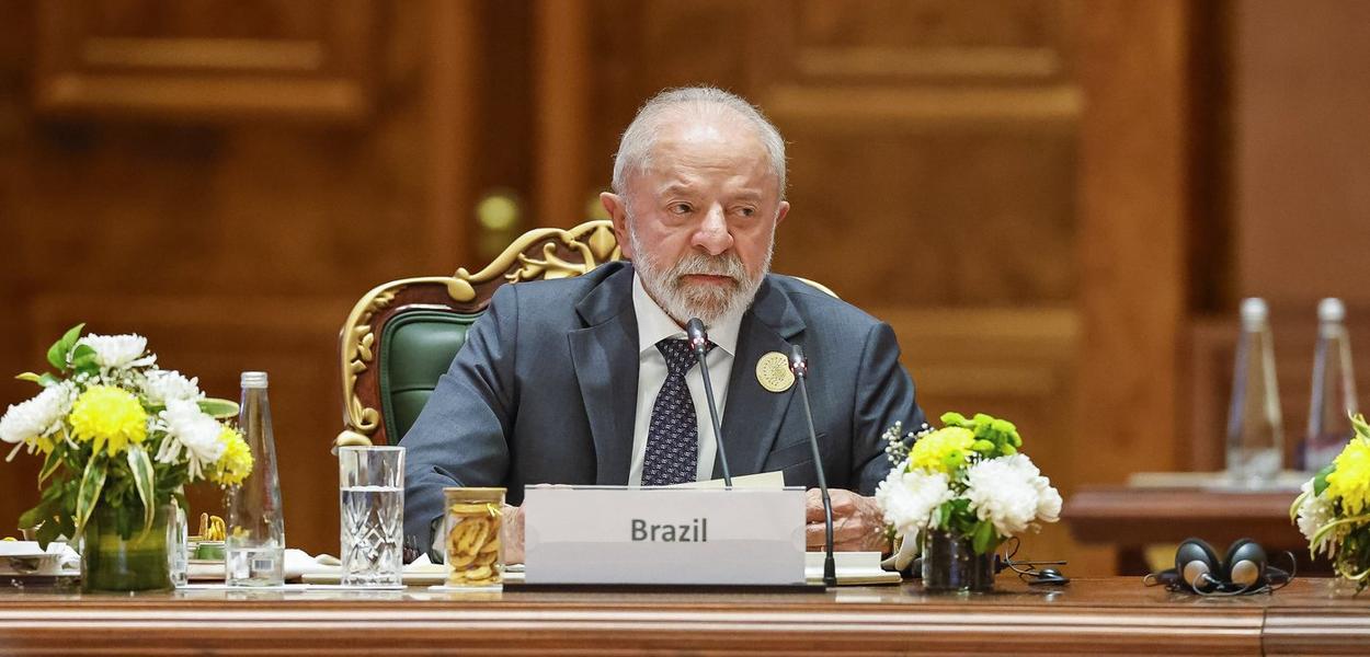 Lula diz que Brasil e Índia “não podem permanecer distantes” e mira salto no comércio e parceria em minerais críticos