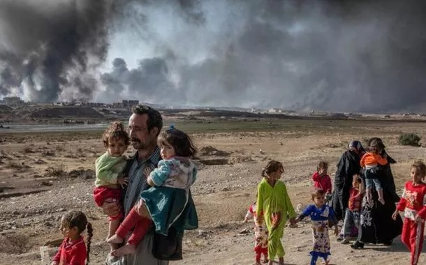 A aliança da extrema-direita com a direita "clássica" aprovou leis que endurecem a política migratória"