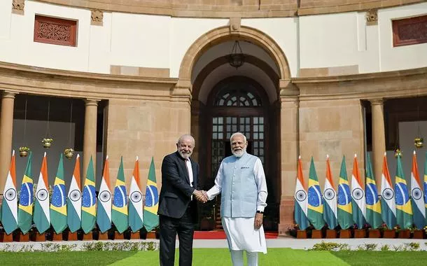 'Brasil e Índia querem ser motores de um novo modelo de desenvolvimento', diz Lula
