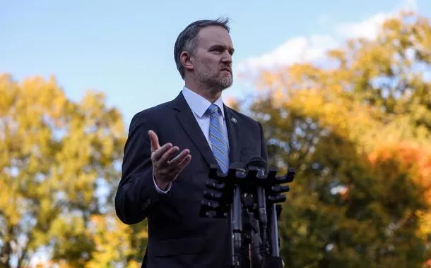 Após decisão da Suprema Corte sobre tarifas, governo dos EUA afirma que acordos comerciais serão mantidos