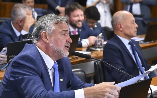 "Bolsomaster é o nome desse esquema criminoso criado por Vorcaro e Bolsonaro", afirma Pimenta na CPMI do INSS