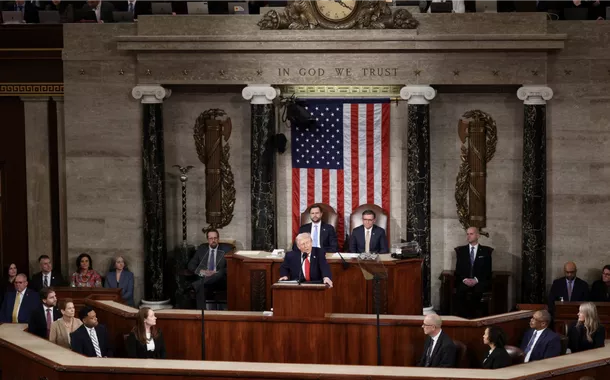 Em discurso sobre o Estado da União, Trump apresenta justificativas para possível ataque ao Irã