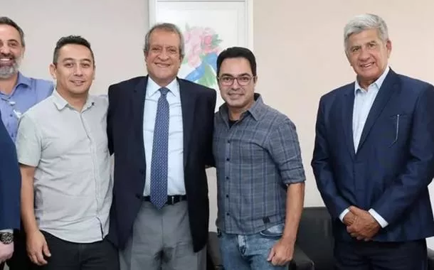 O presidente nacional do PL, Valdemar Costa Neto, disse que o irmão de Zezé deverá ser candidato a deputado federal pelo partido em Goiás.