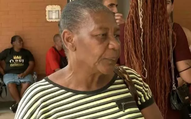 Idosa perde 17 familiares após tragédia das chuvas em Juiz de Fora: "a cabeça fica triste, mas eu preciso ser forte"