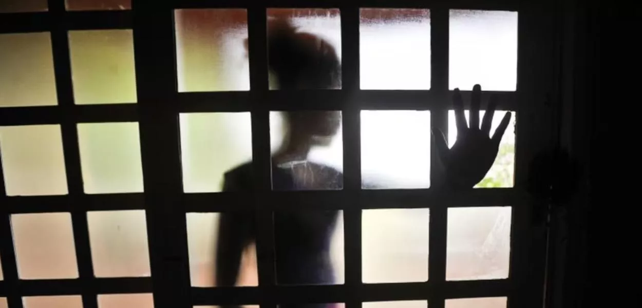 Jovem menor de idade