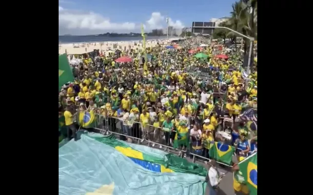 Em ato esvaziado, bolsonaristas criticam Lula e ministros no Rio