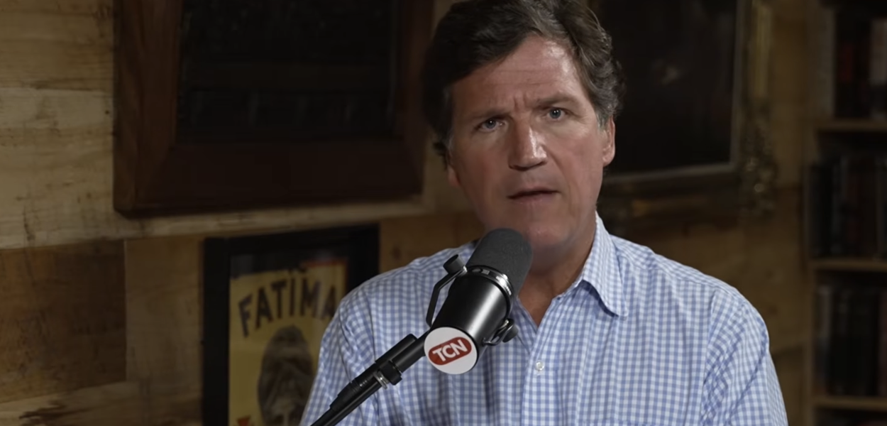 Tucker Carlson contesta Trump sobre cessar-fogo e aponta derrota dos EUA