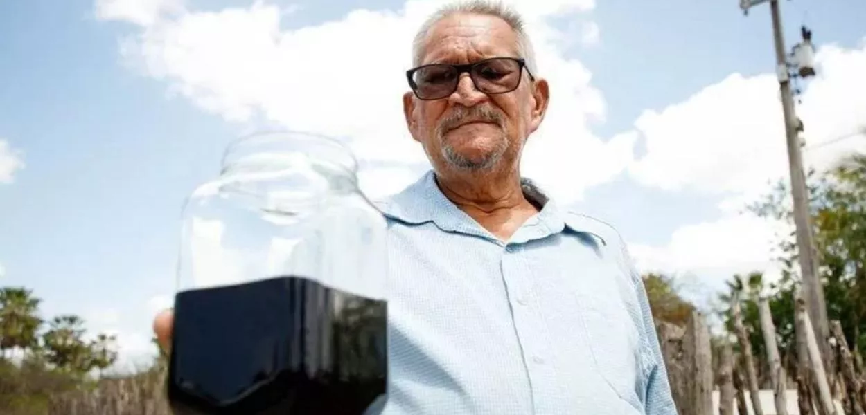 Testes indicaram que se trata de uma mistura de hidrocarbonetos com propriedades semelhantes às do petróleo extraído em terra na Bacia Potiguar  