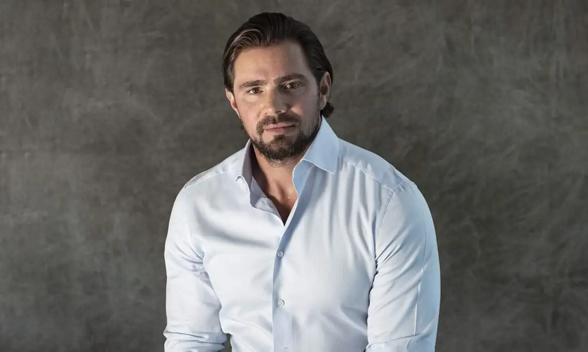 Malu Gaspar: com nova prisão, Vorcaro é pressionado a romper o silêncio e negociar delação