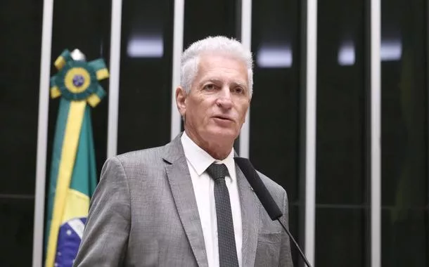 Rogério Correia denuncia blindagem a Flávio Bolsonaro na CPMI do INSS