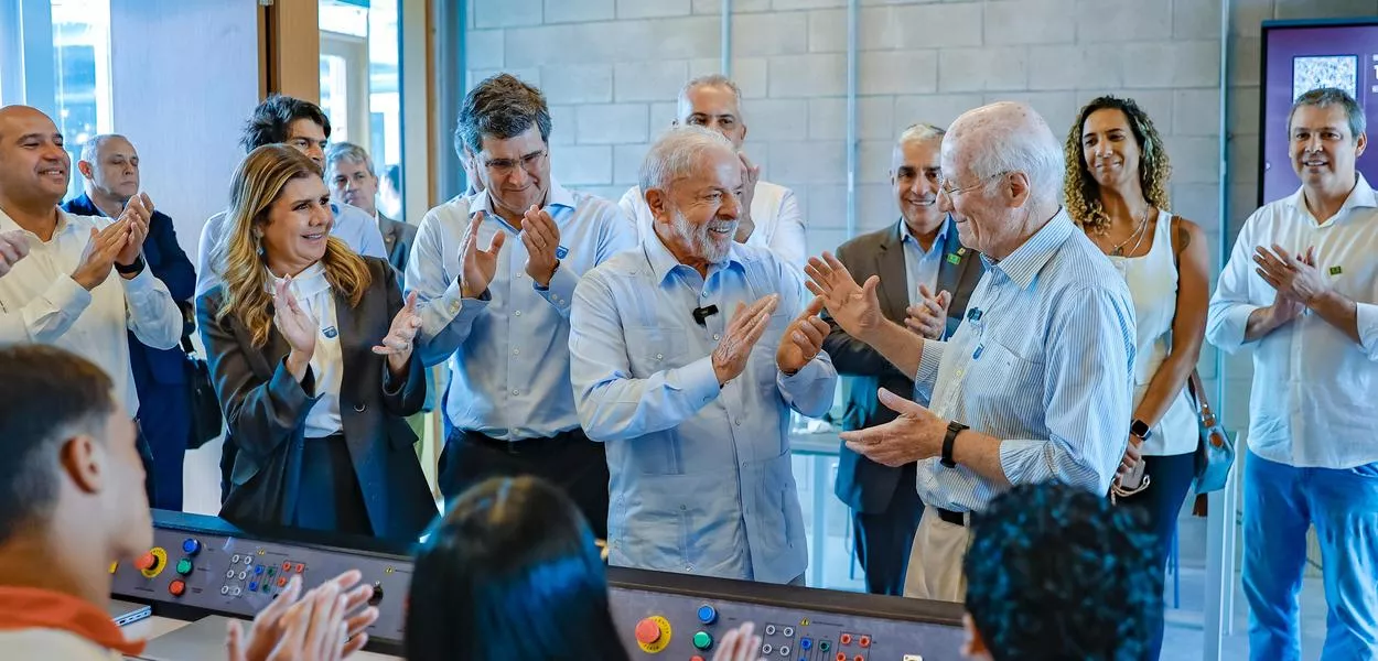 Lula e Paolo Rocca inauguram escola técnica no Rio