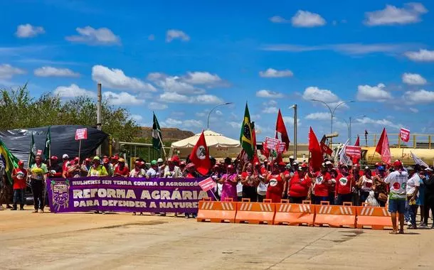 Jornada Nacional de Lutas das Mulheres Sem Terra - MST