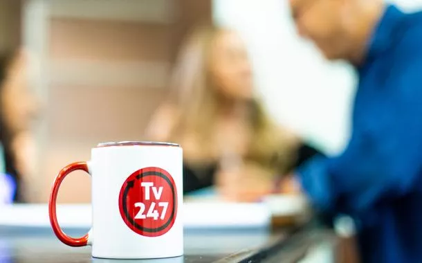 Quinze anos de jornalismo independente: por que o Brasil 247 conquistou a confiança de seu público