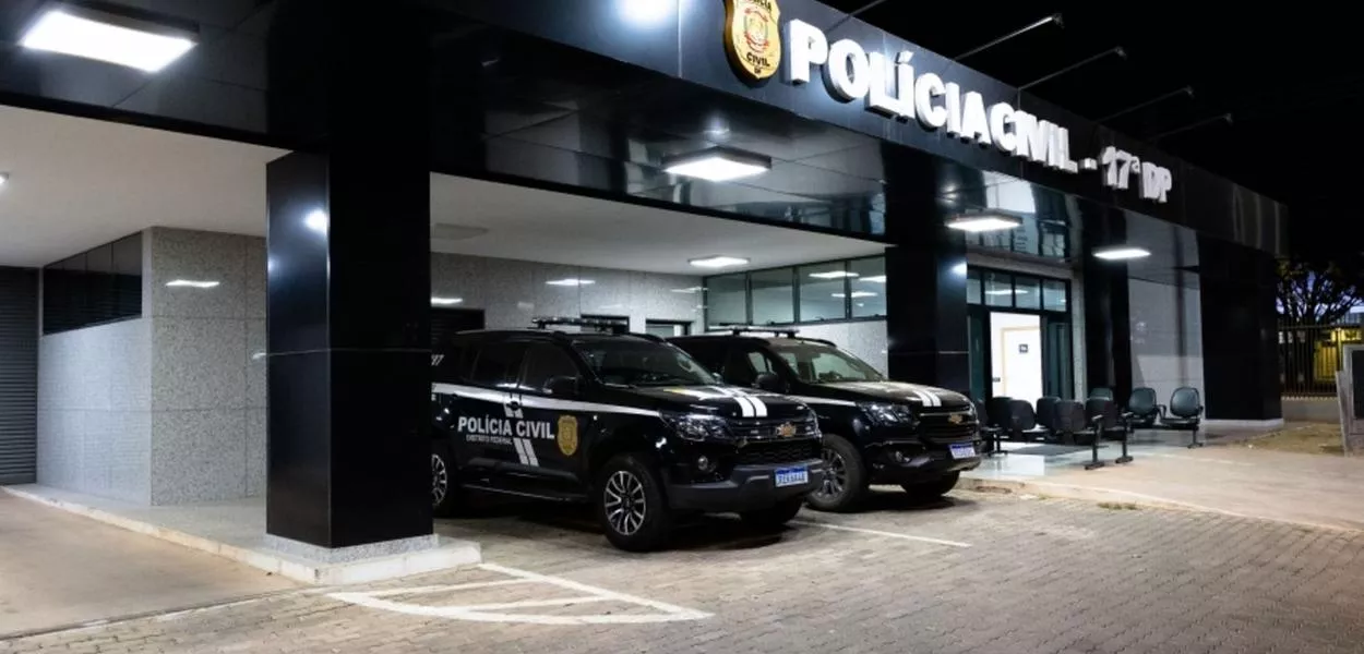 Viaturas da Polícia Civil