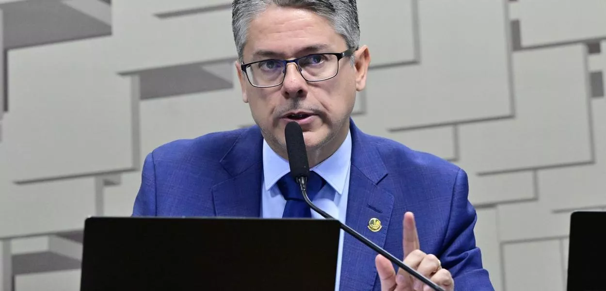 Senador Alessandro Vieira 