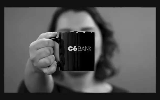 INSS suspende crédito consignado do C6 e exige devolução de R$ 300 milhões