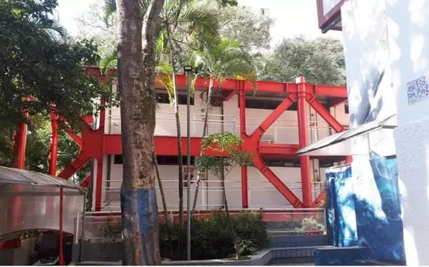 Procurado, o São Domingos confirmou que tomou ciência de "um conjunto de mensagens de caráter misógino"