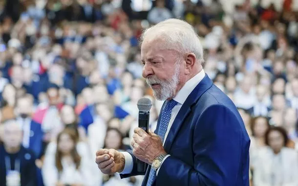 Lula critica conservadorismo de Galípolo: “porra, essa guerra até no BC?”