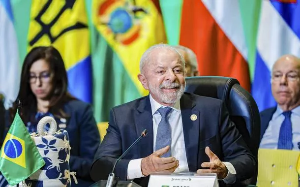 "Nós conquistamos soberania com a nossa independência", diz Lula no Fórum Celac-África