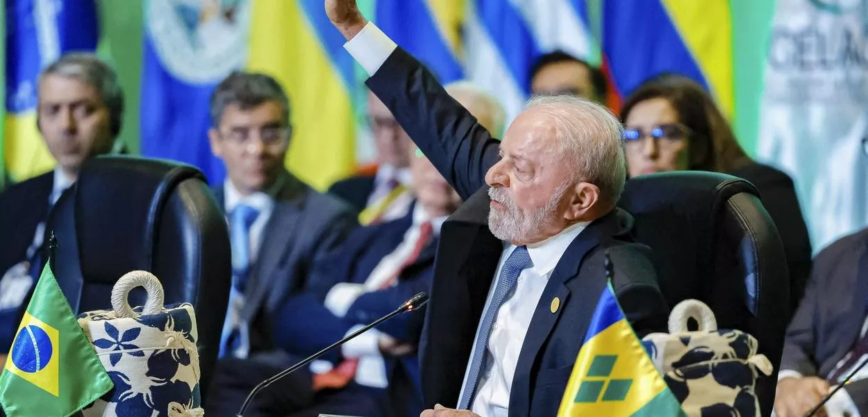 21.03.2026 - Presidente da República, Luiz Inácio Lula da Silva, durante reunião de Chefes de Estado CELAC-África, no Centro de Convenções Ágora. Bogotá - Colômbia.  Foto: Ricardo Stuckert / PR