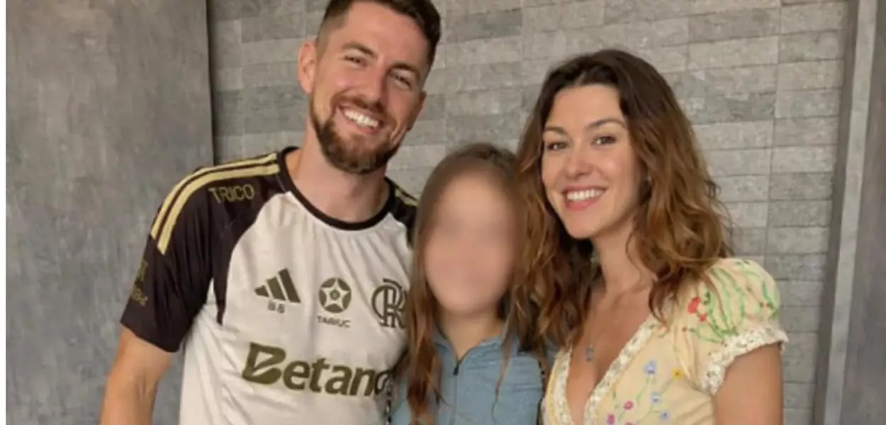 Catherine Harding, mulher de Jorginho, do Flamengo, rebateu a versão de Chappell Roan sobre o episódio envolvendo um segurança e sua filha