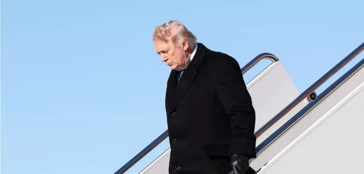 Popularidade de Trump desaba 