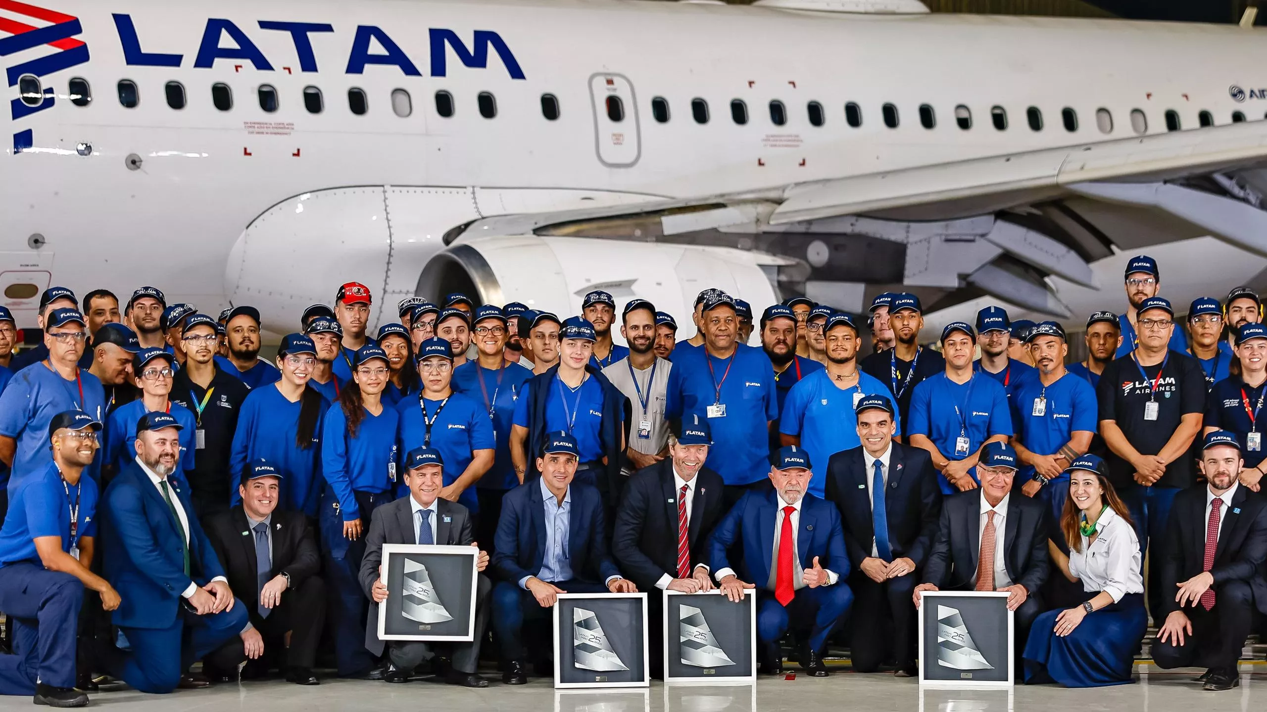 20260326040312_5c70a7e2-bb06-4e8a-a472-ed7a9258d29f Latam investe em 24 aviões Embraer e promete mais voos para São Paulo