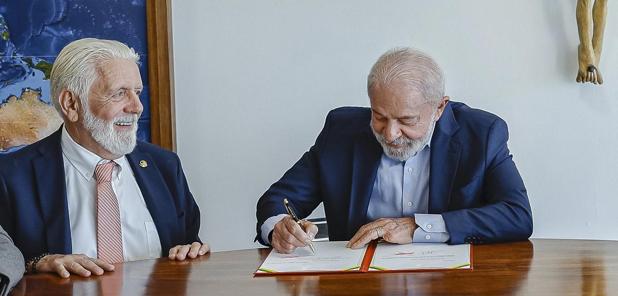 Lula pode evitar desgaste por operação contra Wagner