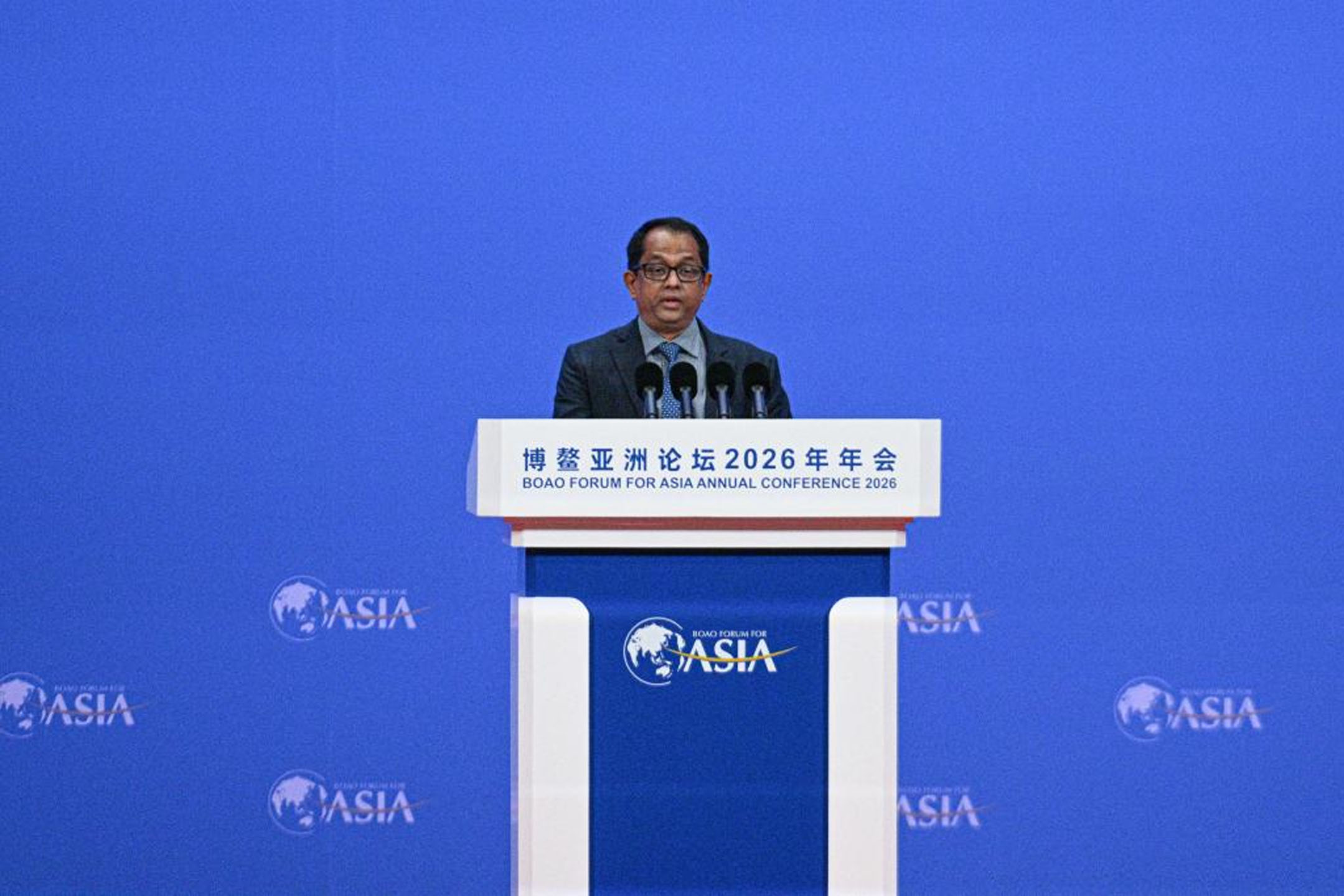 Conferência Anual 2026 do Fórum Boao para a Ásia realiza sessão plenária em Hainan 