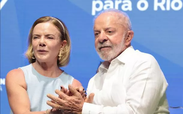 'Novas medidas de Lula garantem a competitividade da produção nacional', diz Gleisi Hoffmann