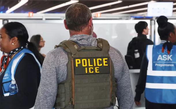 Serviço de Imigração e Controle de Alfândega dos EUA (ICE, na sigla em inglês)