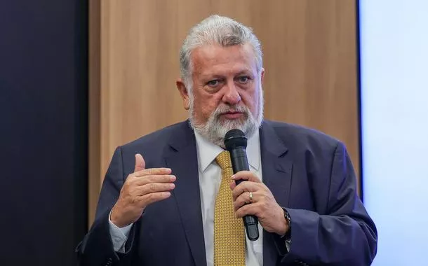 Carlos Vieira