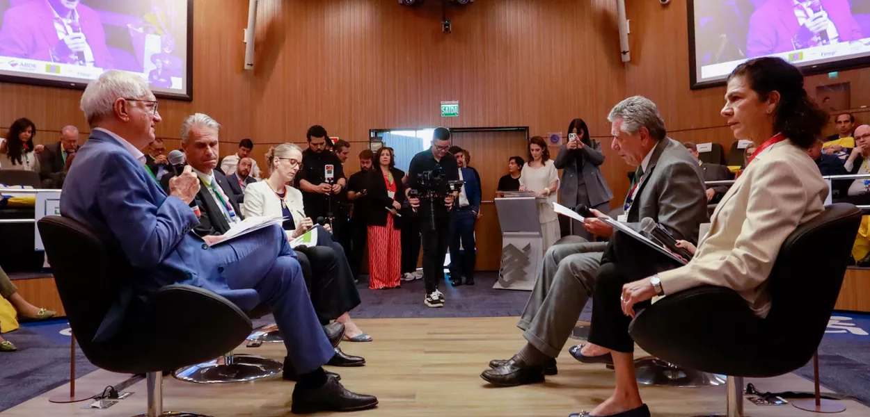 11ª edição do Fórum do Desenvolvimento, realizado em Brasília