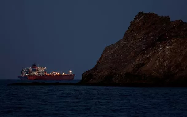 Petróleo recua com sinal de Trump sobre fim da guerra contra o Irã