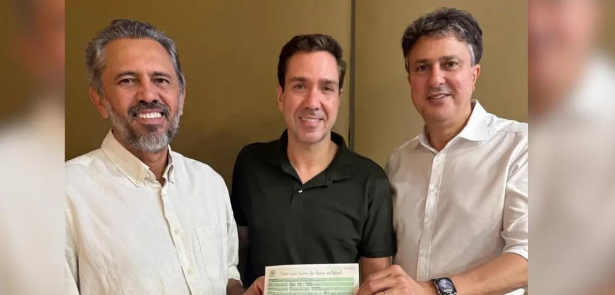 Com apoio de Camilo e Elmano, deputado Eduardo Bismarck deixa PDT e se filia ao PV